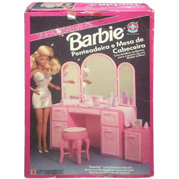 Barbie Penteadeira e Mesa de Cabeceira - Estrela