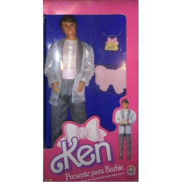 Ken presente para Barbie - Estrela