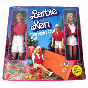 Muñecas Barbie y Ken Campin Out