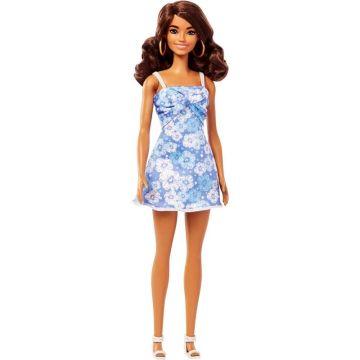 Muñeca morena Barbie ama el océano, cuerpo de muñeca hecho de plásticos reciclados, ropa de verano y accesorios