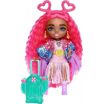 Muñeca de viaje Barbie Extra Minis con moda del desierto, Barbie Extra Fly