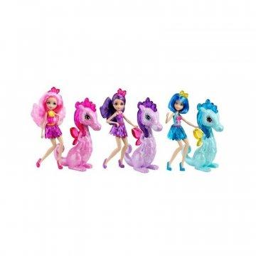 Surtido de muñecas Barbie™ Princess Charm School Princess Assistant
