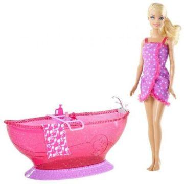 Muñeca Barbie y bañera