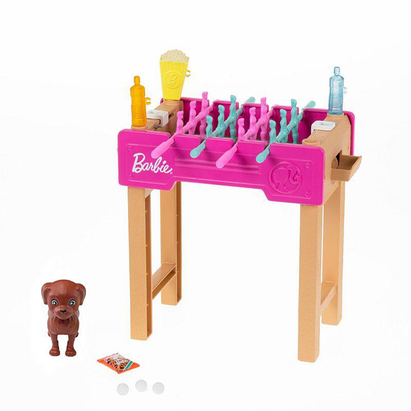 ​Mini juego de Barbie con mascota, accesorios y mesa de futbolín funcional, tema de noche de juegos