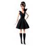 Muñeca Barbie Morena con vestido negro clásico