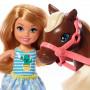 Muñeca y caballo Barbie Club Chelsea , rubia de 15 cm, con moda y accesorios