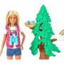 Juego interactivo Barbie Wilderness Guide con muñeca Barbie rubia (30,40 cm / 12 pulgadas), árbol al aire libre, puente, arco iris sobre la cabeza, 10 animales y más