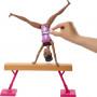 Juego de gimnasia Barbie: muñeca Barbie morena con función giratoria, barra de equilibrio, más de 15 accesorios