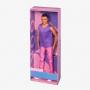 Muñeco Ken Looks, Barbie Looks #15, Cabello negro, blusa morada con pantalones rosas.