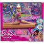 Set Barbie Gimnasta con barra de equilibrio, más de 10 accesorios y función de giro (Rubia)