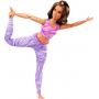 Muñeca Barbie Movimientos sin límites Yoga Curvy Hispana