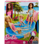 Muñeca Barbie Y Juego De Piscina, Morena Con Piscina, Tobogán, Toalla Y Accesorios Para Bebidas