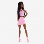 Muñeca Barbie Looks #21 (con trenzas negras y moda moderna Y2K, top rosa con cuello halter y falda de piel sintética con botines)