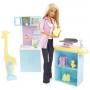 Barbie Pediatra y set de juego de oficina