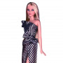 Muñeca Barbie Striking In Stripes Blonde