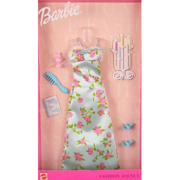 Moda Barbie Bed of Roses Charm Fashion Avenue