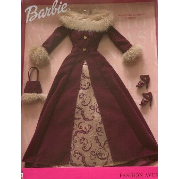 Moda Barbie Filming in Russia Dazzle Fashion Avenue