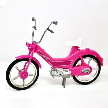 Ciclomotor Barbie