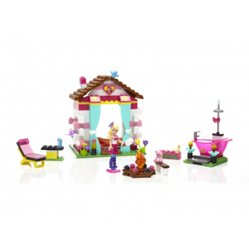Build ’n Play Glam Cabin