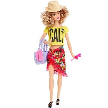 Muñeca Barbie Glam Vacation - Bonita con lunares