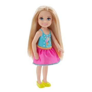 Muñeca del Club Chelsea de Barbie con calcomanía de helado (rubia)