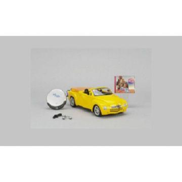 Chevy SSR con Reproductor real de CD y CD musical - Amarillo de Barbie Cali Girl