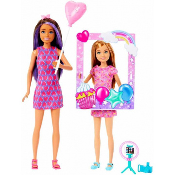 Muñecas Skipper y Stacie y accesorios con Set de juegos Barbie Celebration Fun Photo Booth