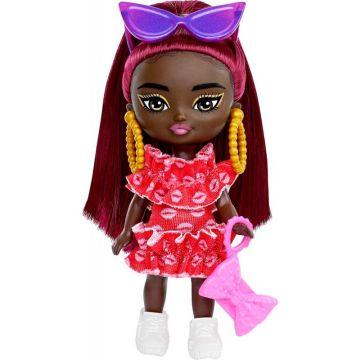 Muñeca Barbie Extra Mini Minis con pelo burdeos