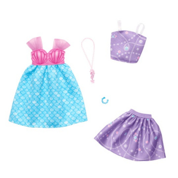 Barbie Fashion paquete de 2: vestido de sirena, top morado + falda, collar de caballito de mar rosa y pulsera azul