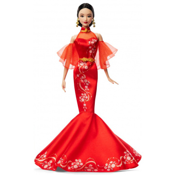 Muñeca Barbie del Año Nuevo Lunar 2025 con vestido Qipao con estampados de flores de ciruelo y accesorios dorados, Signature Collection