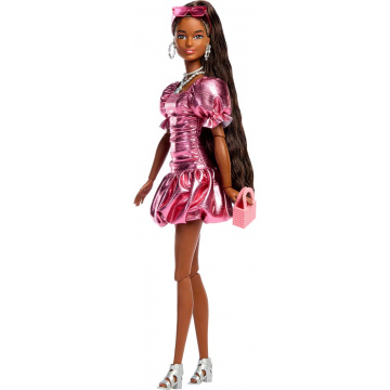 Muñeca Nº 6 Barbie Deluxe Style Dolls – Metallic Dress