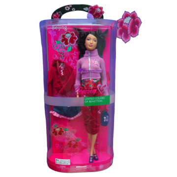 Muñeca Beijing Barbie loves United Colors of Benetton de Fashion Fever