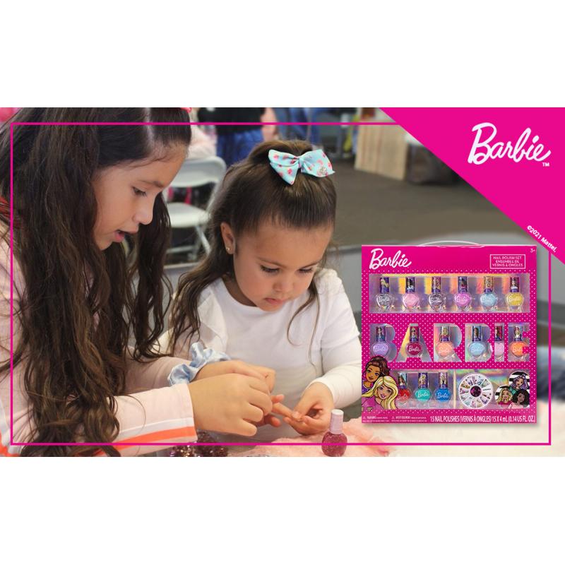 Townley Girl Conjunto de maquiagem para atividades de esmalte de secagem  rápida Barbie para meninas, a partir de 3 anos, inclui 15 esmaltes com lixa  de unha e lixa de unha para