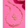 Barbie™ x Kendra Scott Pendientes colgantes dorados en cristal rosa iridiscente brillante