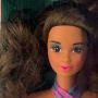 Muñeca Barbie Fashion Play (latina)