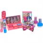 Barbie - Juego de maquillaje cosmético con mochila plateada con espejo Townley Girl ¡incluye brillo de labios, esmalte de uñas, lazo para el cabello y más! para niños niñas pequeñas