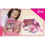 Barbie: el juego de caja de regalo de maquillaje cosmético Townley Girl incluye brillo de labios, esmalte de uñas, sombra de ojos, accesorios para el cabello y más.