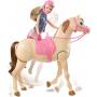 Barbie ensillar y montar a caballo