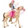 Barbie ensillar y montar a caballo