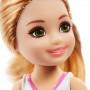 Muñeca Barbie Club Chelsea con camiseta gatito (rubia)