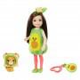 Surtido muñeca Barbie Club Chelsea Dress-Up (6 pulgadas) con disfraz, con mascota y accesorios