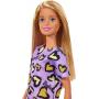 Muñeca Barbie básica con vestido morado con corazones