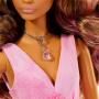 Barbie Crystal Fantasy Collection Muñeca de cuarzo rosa con collar de piedra genuina