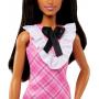 Muñeca Barbie Fashionistas 209 con pelo negro y vestido a cuadros