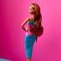 Muñeca Barbie Looks, Morena, vestido a media pierna con un solo hombro en bloques de color