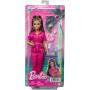Muñeca Barbie con mono rosa