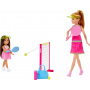 Muñecas Stacie y Chelsea Juego de tenis de Barbie con 2 muñecas y más de 5 accesorios, incluida una red con pelota que se balancea y equipo deportivo