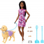 Muñeca Barbie Life in The City Brooklyn con perro que camina y orinal
