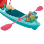 Barbie World Juego de Kayak y Surf con 17 Accesorios para Acampar, Que Incluyen Kayak, Bote, Tabla de Surf y Más, Multicolor, 12,17 Pulgadas