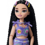 Muñeca Renee Barbie Dream Besties Patinadora articulada con Pelo moreno y 9 Piezas temáticas de Comida